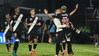 Vasco da Gama remontó ante Olimpia y clasificó a cuartos