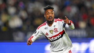Bruno Henrique celebra su tanto para Flamengo ante Independiente del Valle