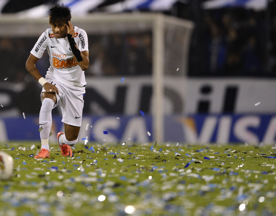 AFP__20120518__Mvd6319399__v1001__HighRes__FblLibertadoresVelezSantos.jpg