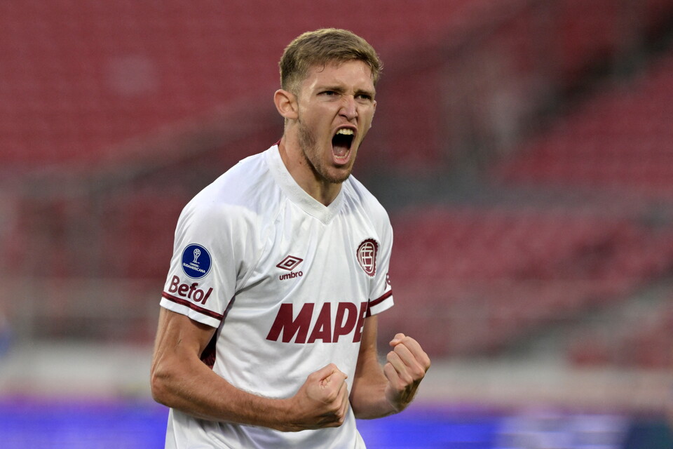 Rodrigo Castillo jugará en el Fluminense