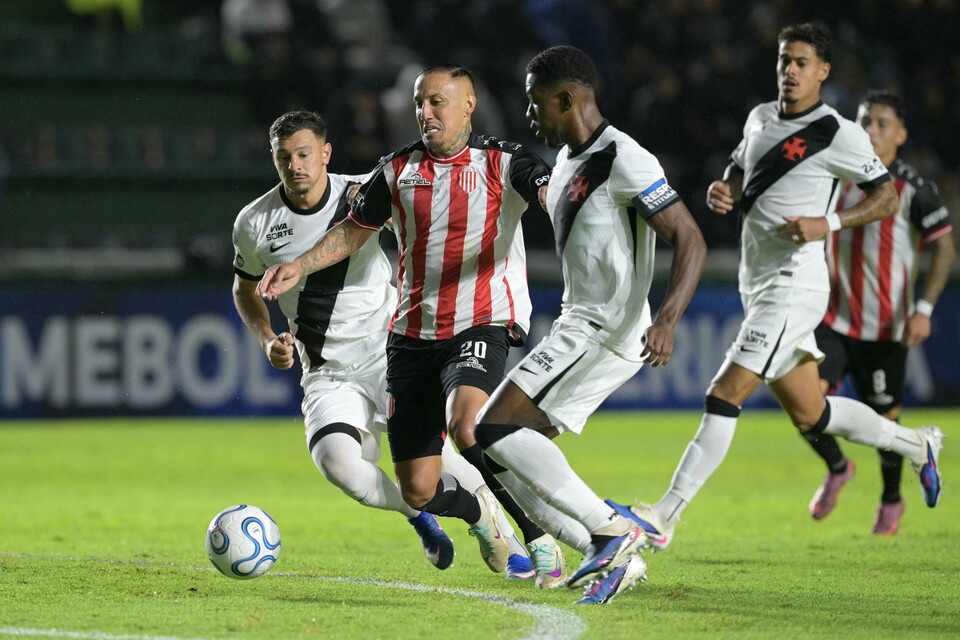 Barracas Central e Vasco, pela CONMEBOL Sudamericana