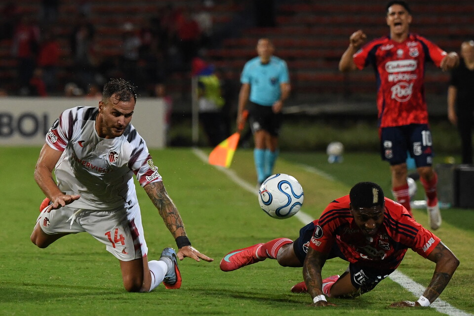 González Pirez por CONMEBOL Libertadores