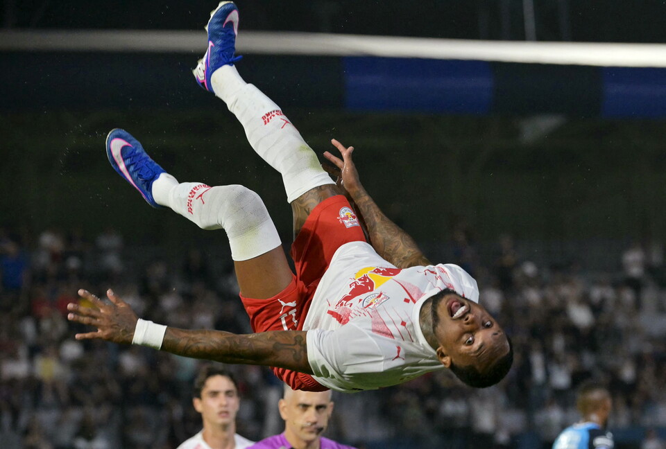 Bragantino celebró en casa