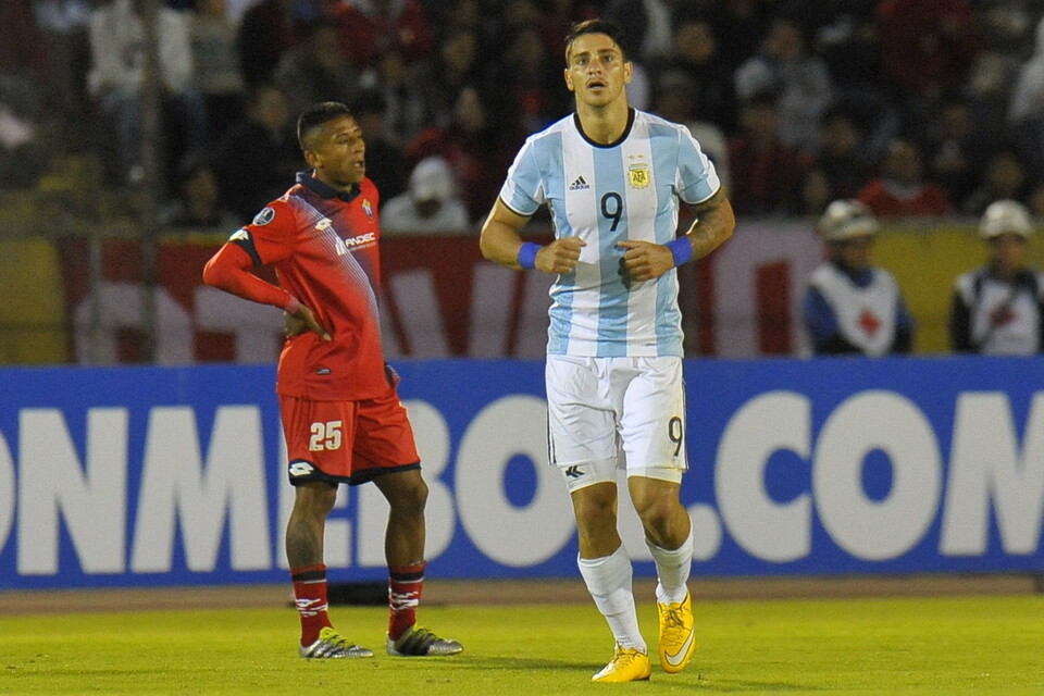 AFP__20170208__LI16H__v9__HighRes__FblLibertadoresElnacionalTucuman.jpg