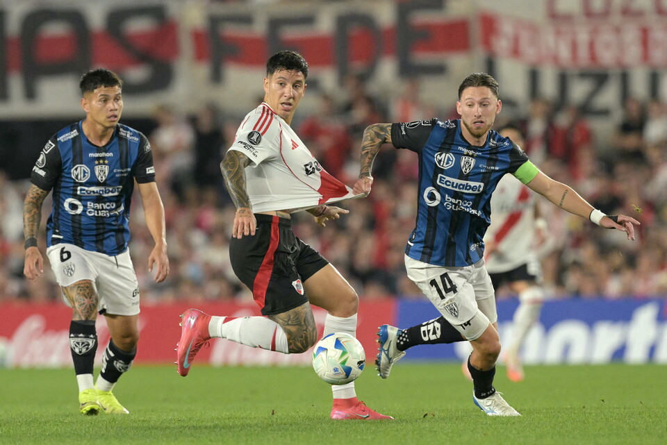 Carabajal vs River Plate 