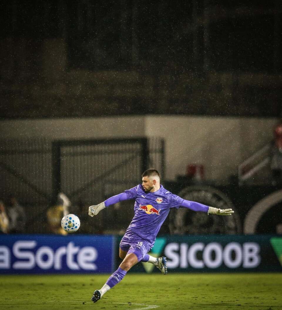 Tiago Volpi, goleiro do Red Bull Bragantino. Foto: Ari Ferreira/Red Bull Bragantino