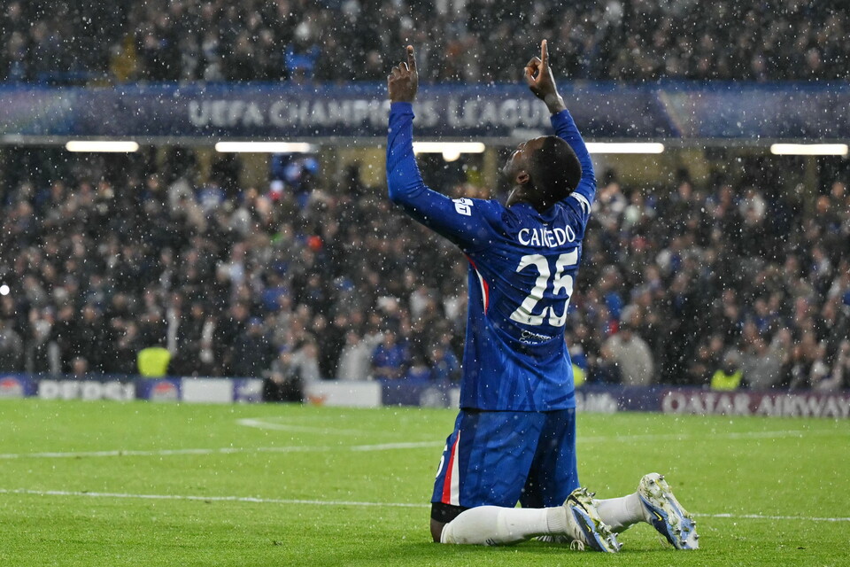 Moisés Caicedo triunfa en el Chelsea