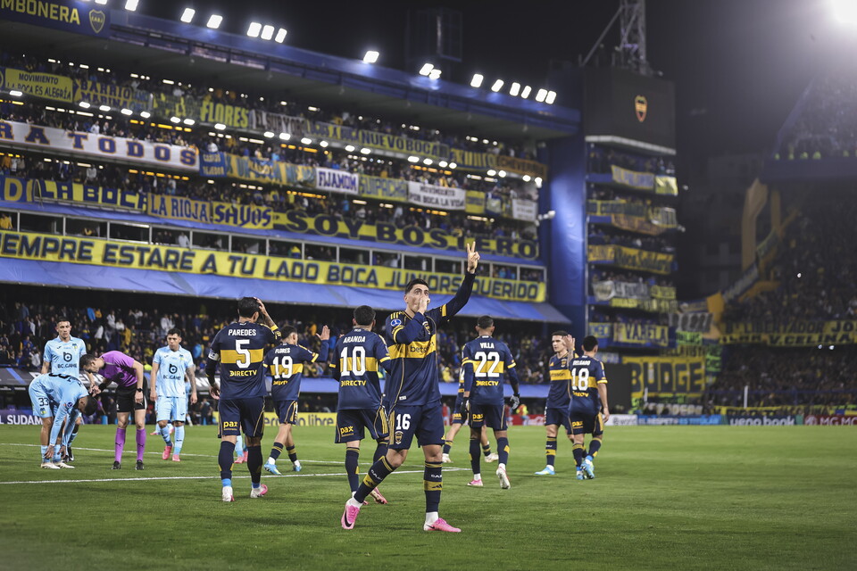 Boca Juniors celebra gracias al gol de Merentiel