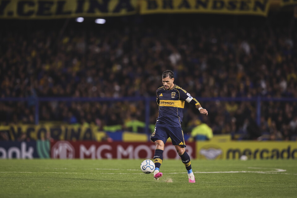 Exquisito pase de Leandro Paredes para el 1-0 de Boca