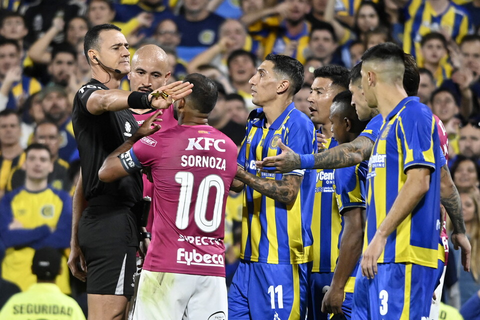La noche de la expulsión de Sornoza ante Rosario Central