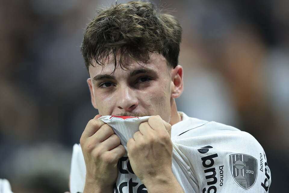 Primer gol internacional para Breno Bidon en Corinthians
