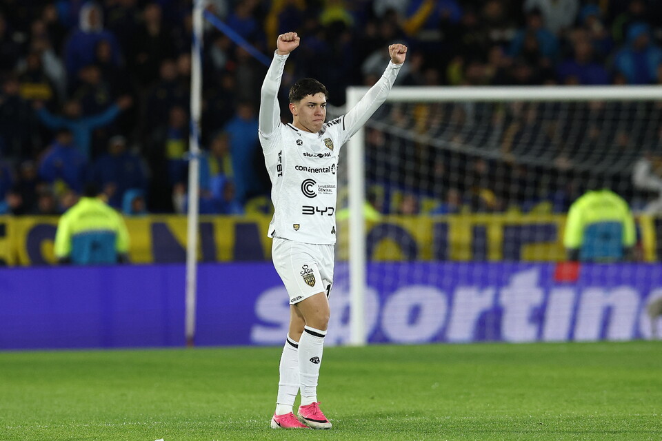 Recoleta celebra su gol ante Boca Juniors