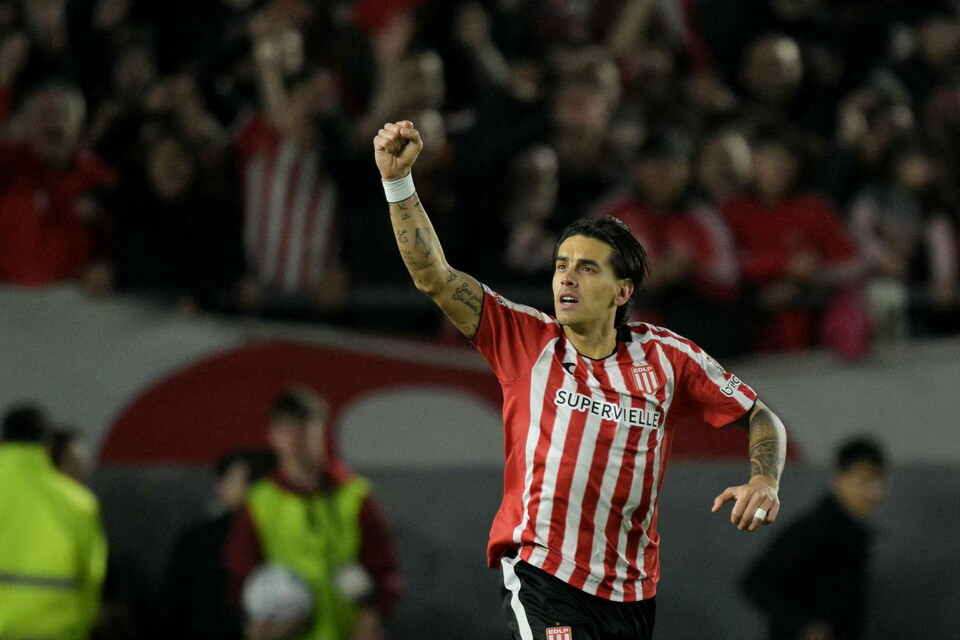 Alexis Castró convirtió en la ida de Estudiantes ante Corinthians