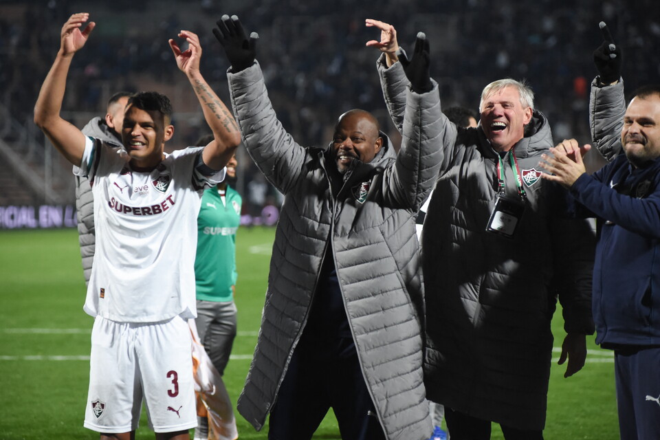 Marcao celebra tras el triunfo ante Independiente Rivadavia