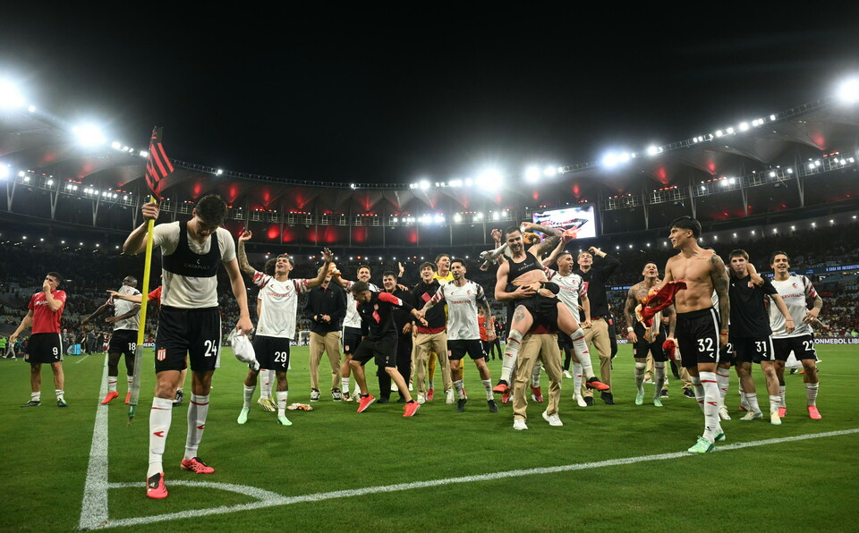 El Pincha celebra en el Maracaná
