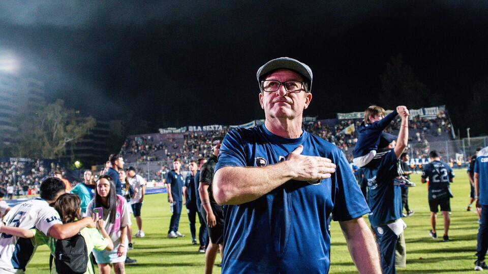 Alfredo Berti, en el corazón de Independiente Rivadavia para siempre