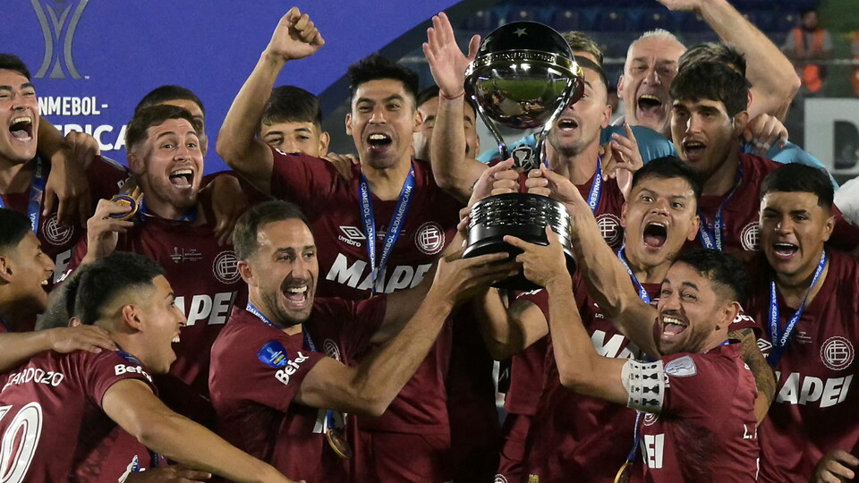 Lanús - CONMEBOL Sudamericana - Campeón