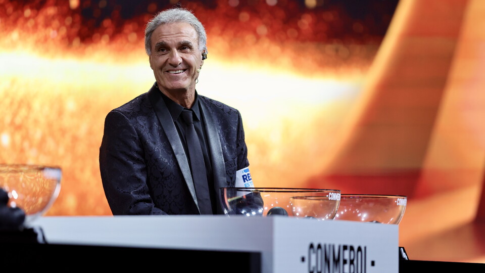 Oscar Ruggeri en el sorteo de la CONMEBOL Libertadores