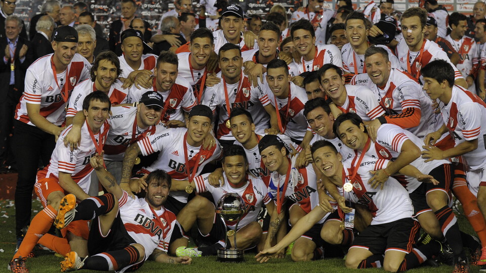 River festeja la Sudamericana 2014