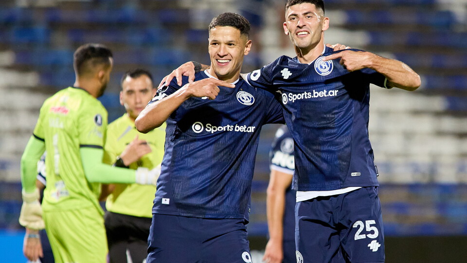 Alex Arce se lució en la noche de Mendoza