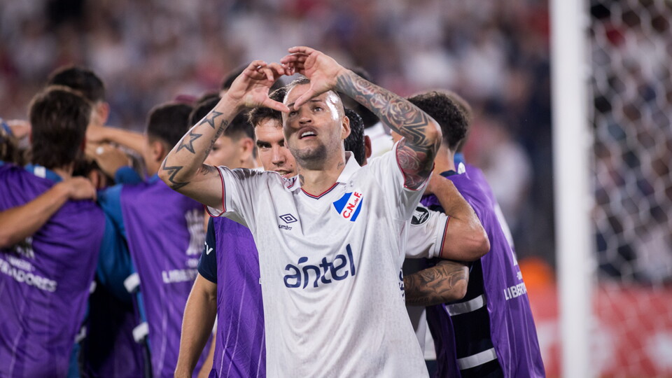 Diente López festeja 