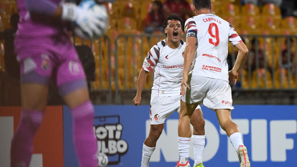 Estudiantes celebró su primer gol en la CONMEBOL Libertadores