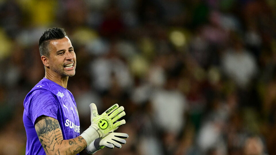 Fabio se convirtió en el jugador más veterano de la historia de la CONMEBOL Libertadores