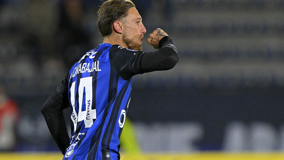 Mateo Carabajal celebra con Independiente del Valle