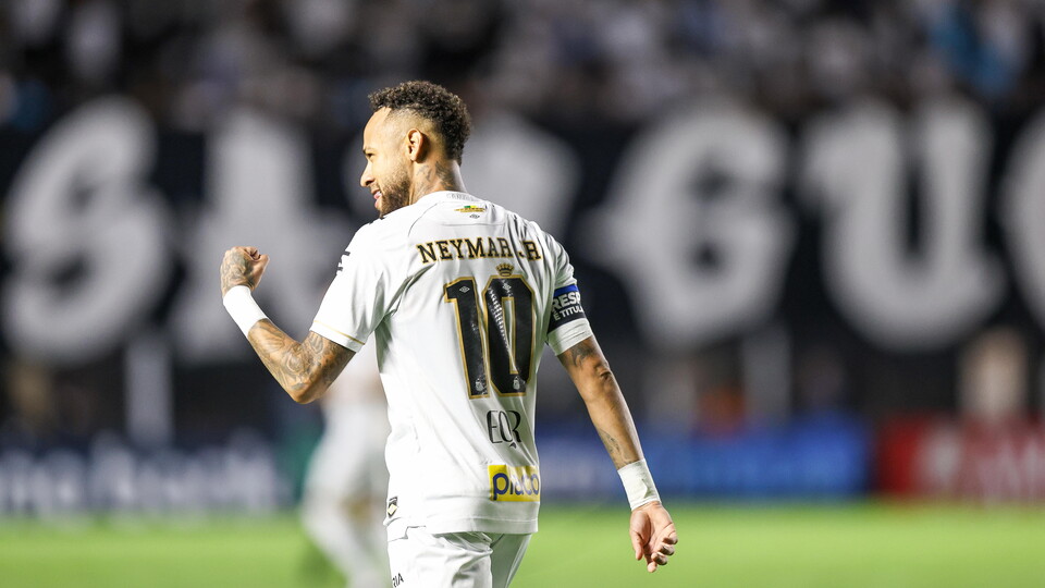Neymar marcó en su regreso a CONMEBOL