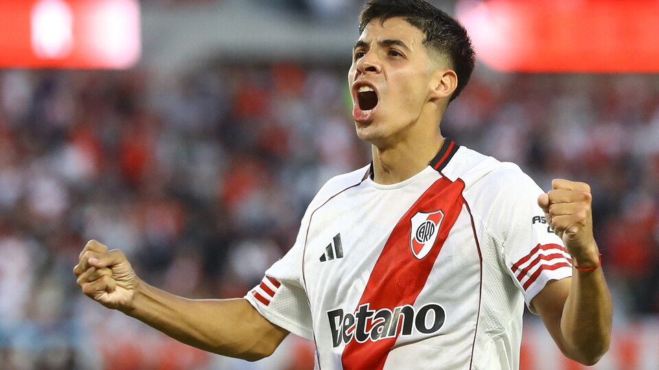 Tomás Galván celebra para River Plate