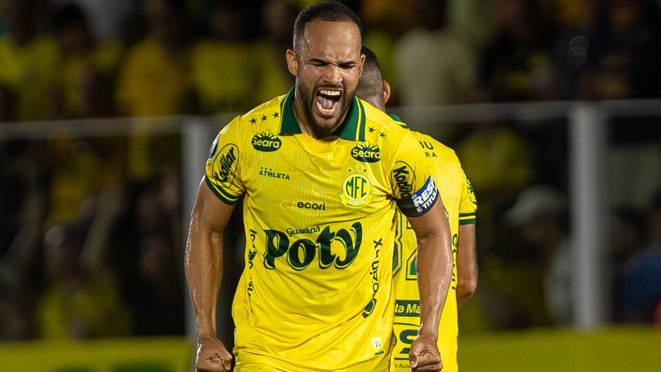 João Victor, autor do gol do Mirassol contra o Lanús