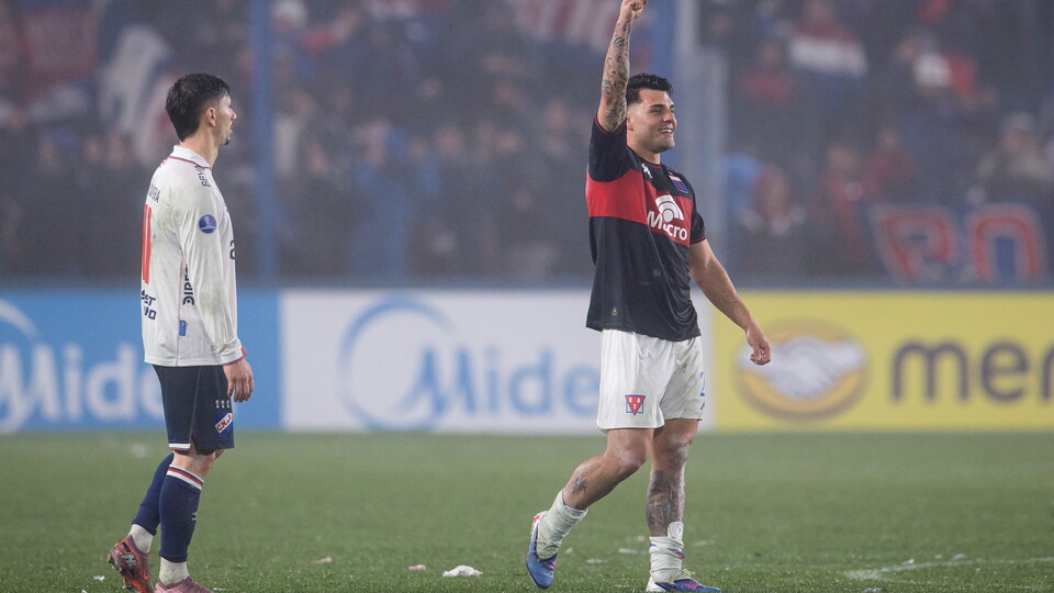 Ignacio Russo celebra ante Nacional