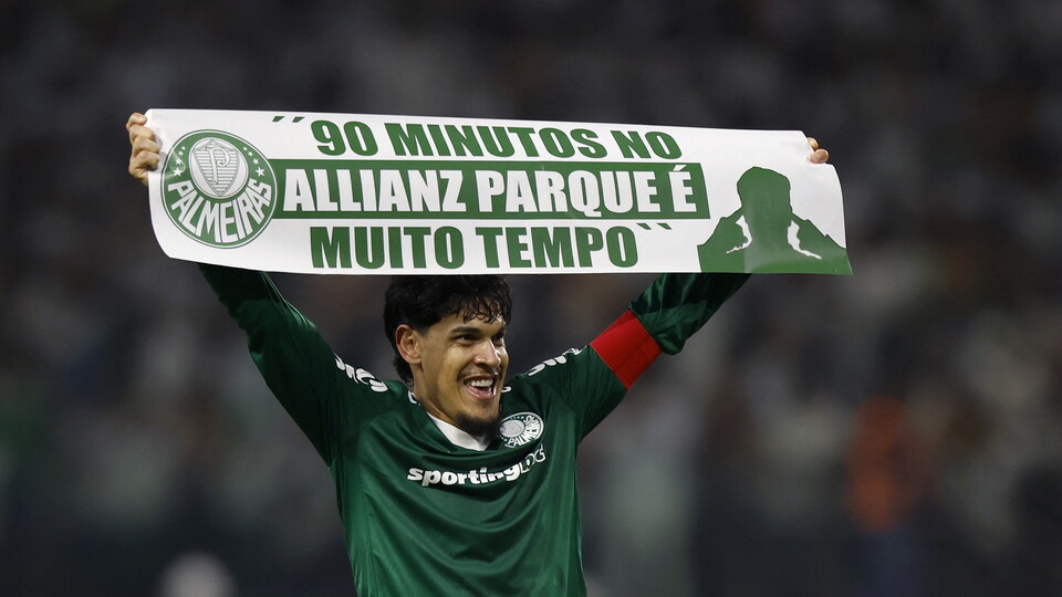 Gustavo Gómez festeja la clasificación de Palmeiras a la final de la edición 2025