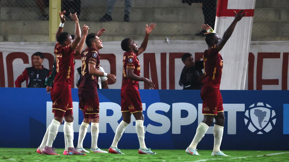 Deportes Tolima celebra su clasificación a octavos de final