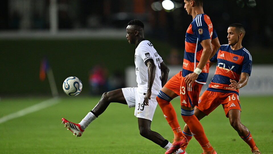Mamady Cissé, de Atlético Mineiro, ante Puerto Cabello