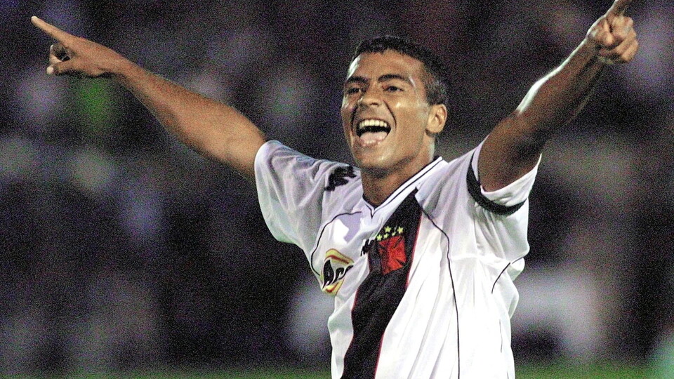 Romario celebra el título de Vasco da Gama en la CONMEBOL Mercosur 2000