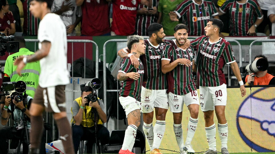 Fluminense celebra el primer gol ante Platense CONMEBOL Libertadores