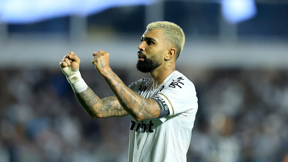 Gabigol fue clave con dos asistencias en Santos-Atlético Mineiro