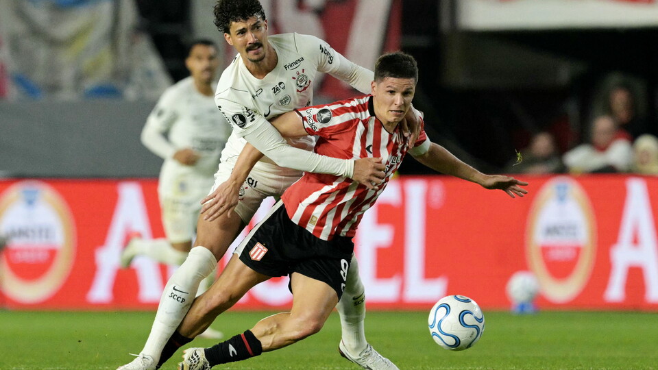 Empate entre Estudiantes y Corinthians