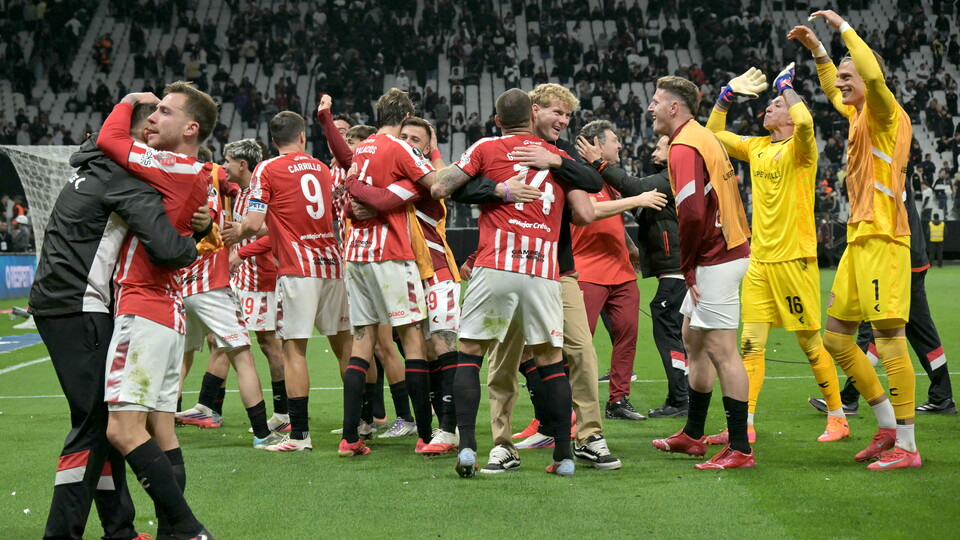 Estudiantes celebra su clasificación 