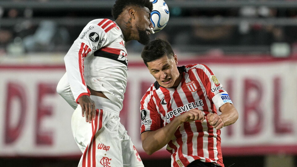 Flamengo vs Estudiantes en la primera Fase