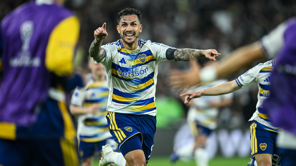 Paredes celebra su gol ante Vasco da Gama