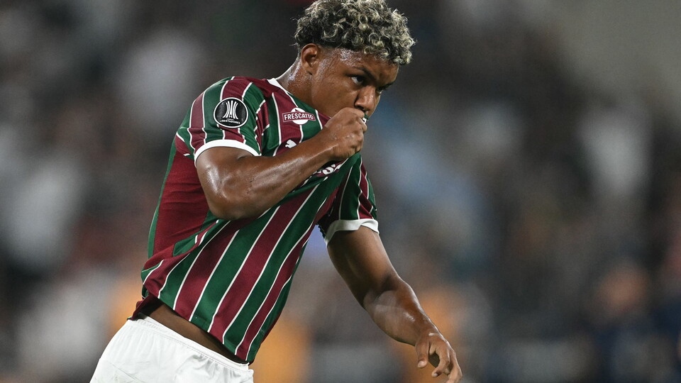 Wesley Nata descontó para Flu