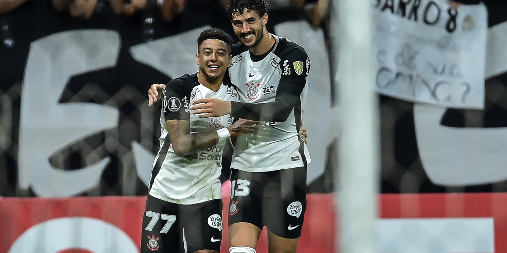 Corinthians aplasta a Peñarol 2-0 y lidera el Grupo E con puntaje perfecto — image 3
